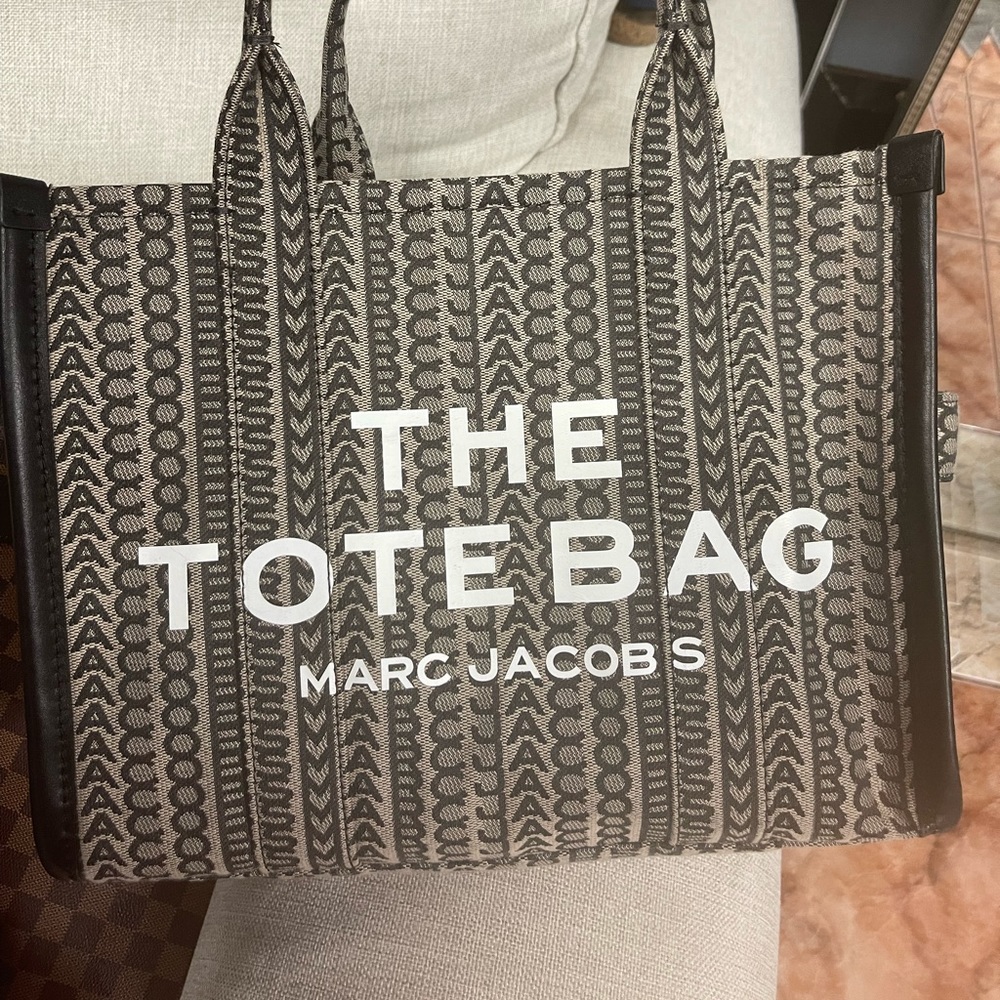 Marc Jacobs tote bag